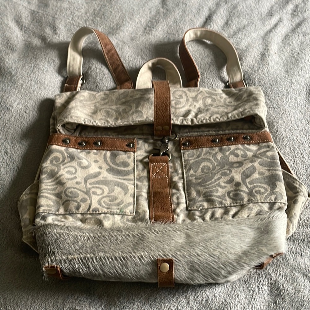 Myra backpack